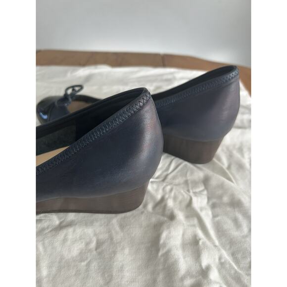 Cole Haan Women's NikeAir Tali Wedge With Bow Navy Size 9 Hard To Find! - Picture 7 of 7